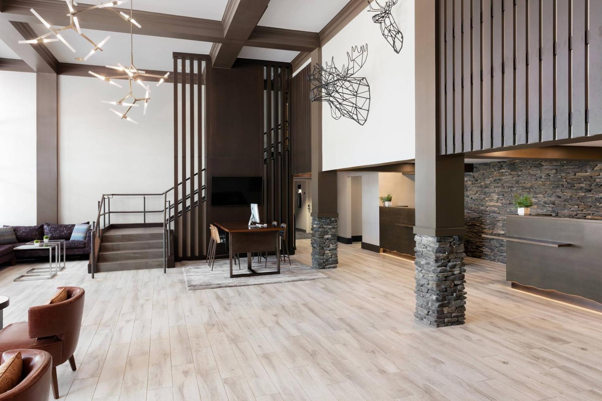 Delta Hotels By Marriott Burlington Bagian luar foto