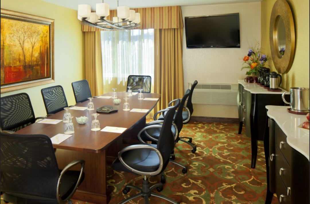 Delta Hotels By Marriott Burlington Bagian luar foto