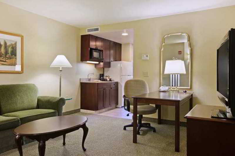 Delta Hotels By Marriott Burlington Ruang foto
